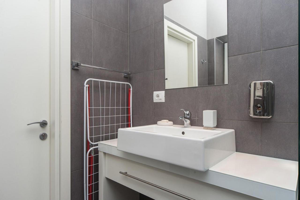 Goodrest On Deribasovskaya Apartment Odesa Exterior photo
