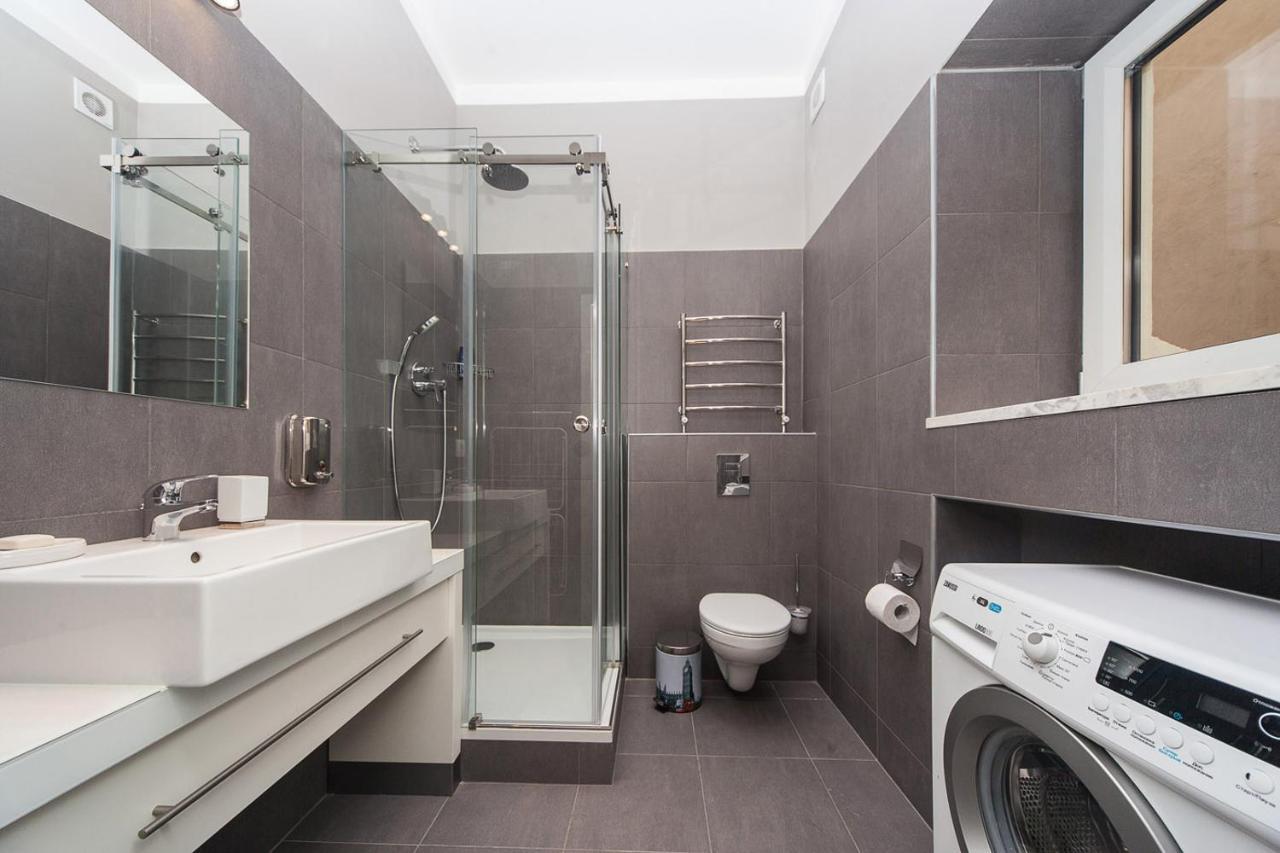 Goodrest On Deribasovskaya Apartment Odesa Exterior photo
